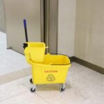 Commercial Mop Bucket with Wringer - Image 6